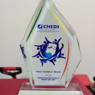 trophée cristal personnalisé